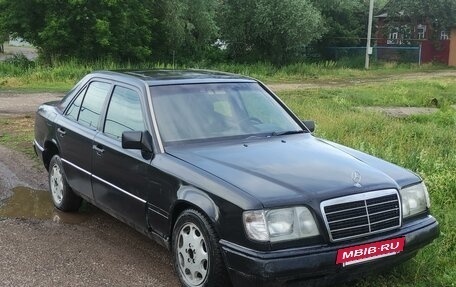 Mercedes-Benz E-Класс, 1993 год, 345 000 рублей, 3 фотография