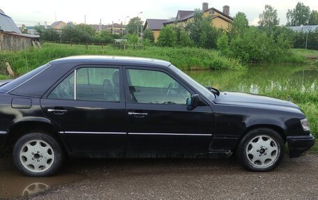 Mercedes-Benz E-Класс, 1993 год, 345 000 рублей, 7 фотография