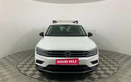 Volkswagen Tiguan II, 2019 год, 2 875 000 рублей, 2 фотография