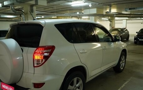 Toyota RAV4, 2010 год, 1 600 000 рублей, 2 фотография