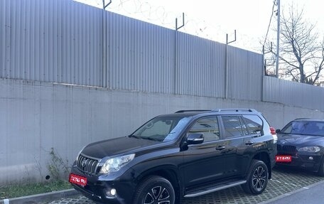 Toyota Land Cruiser Prado 150 рестайлинг 2, 2013 год, 3 800 000 рублей, 1 фотография