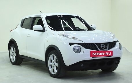 Nissan Juke II, 2011 год, 865 000 рублей, 3 фотография