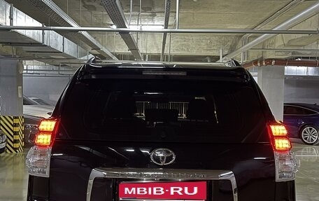 Toyota Land Cruiser Prado 150 рестайлинг 2, 2013 год, 3 800 000 рублей, 13 фотография