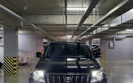 Toyota Land Cruiser Prado 150 рестайлинг 2, 2013 год, 3 800 000 рублей, 8 фотография