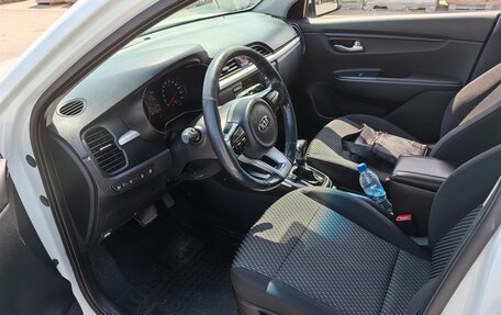 KIA Rio IV, 2018 год, 1 400 000 рублей, 9 фотография