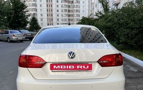 Volkswagen Jetta VI, 2011 год, 1 180 000 рублей, 6 фотография