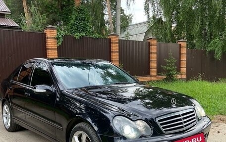 Mercedes-Benz C-Класс, 2006 год, 790 000 рублей, 3 фотография