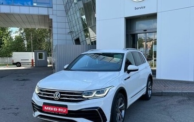 Volkswagen Tiguan II, 2021 год, 4 680 000 рублей, 1 фотография