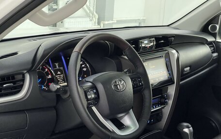 Toyota Fortuner II, 2017 год, 3 639 000 рублей, 10 фотография