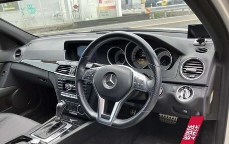 Mercedes-Benz C-Класс, 2012 год, 1 180 000 рублей, 10 фотография