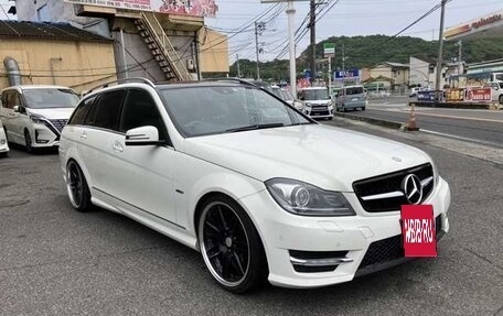 Mercedes-Benz C-Класс, 2012 год, 1 180 000 рублей, 3 фотография