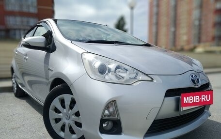 Toyota Aqua I, 2013 год, 890 000 рублей, 9 фотография