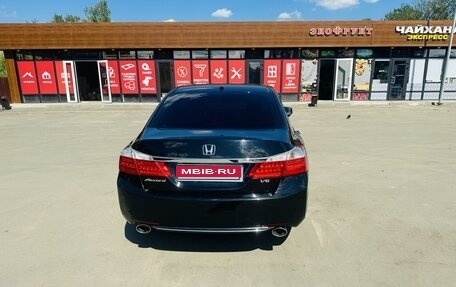 Honda Accord IX рестайлинг, 2013 год, 1 850 000 рублей, 3 фотография