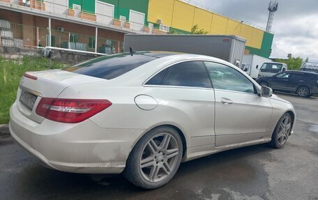 Mercedes-Benz E-Класс, 2012 год, 1 500 000 рублей, 2 фотография