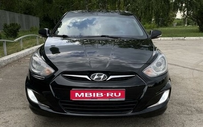 Hyundai Solaris II рестайлинг, 2011 год, 915 000 рублей, 1 фотография