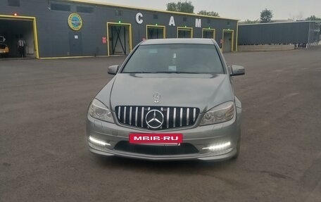 Mercedes-Benz C-Класс, 2010 год, 1 250 000 рублей, 15 фотография