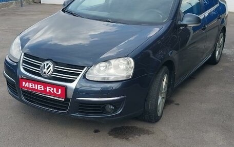 Volkswagen Jetta VI, 2009 год, 770 000 рублей, 4 фотография