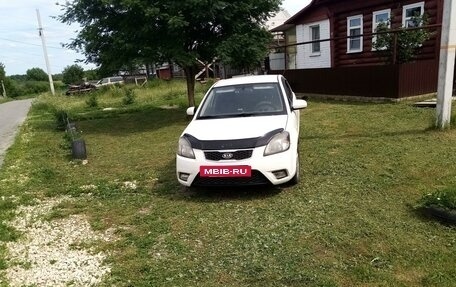 KIA Rio II, 2011 год, 650 000 рублей, 4 фотография