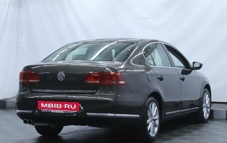 Volkswagen Passat B7, 2012 год, 965 000 рублей, 4 фотография