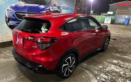 Honda Vezel, 2018 год, 2 470 000 рублей, 5 фотография