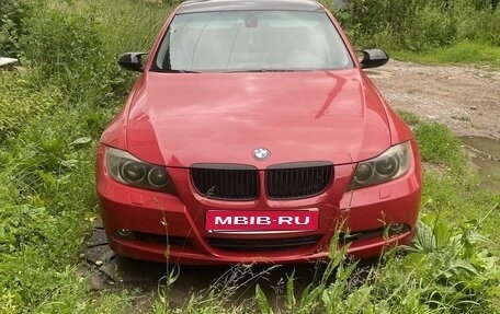 BMW 3 серия, 2006 год, 600 000 рублей, 1 фотография