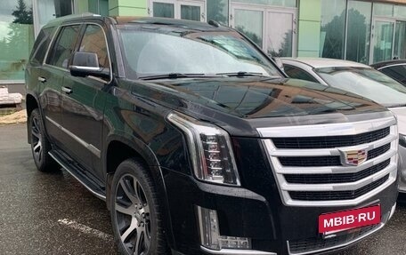 Cadillac Escalade IV, 2019 год, 6 500 000 рублей, 2 фотография