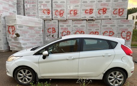 Ford Fiesta, 2011 год, 750 000 рублей, 4 фотография