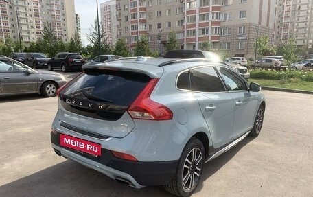 Volvo V40 Cross Country I, 2018 год, 2 450 000 рублей, 3 фотография