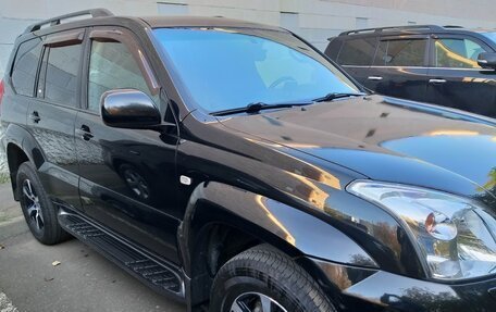 Toyota Land Cruiser Prado 120 рестайлинг, 2007 год, 2 450 000 рублей, 1 фотография