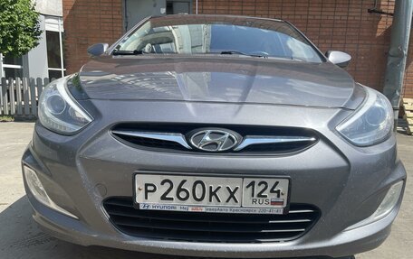 Hyundai Solaris II рестайлинг, 2013 год, 999 000 рублей, 4 фотография