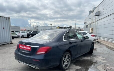 Mercedes-Benz E-Класс, 2019 год, 3 499 000 рублей, 4 фотография