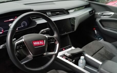 Audi e-tron I, 2020 год, 5 270 000 рублей, 13 фотография