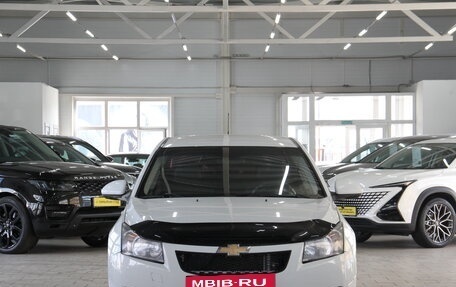 Chevrolet Cruze II, 2011 год, 749 000 рублей, 3 фотография