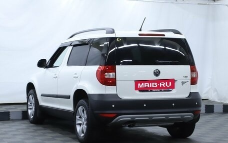 Skoda Yeti I рестайлинг, 2012 год, 845 000 рублей, 2 фотография