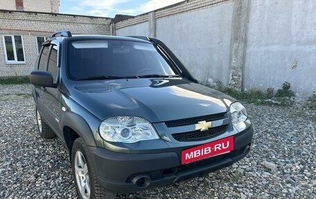 Chevrolet Niva I рестайлинг, 2014 год, 795 000 рублей, 10 фотография