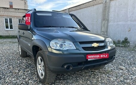 Chevrolet Niva I рестайлинг, 2014 год, 795 000 рублей, 9 фотография