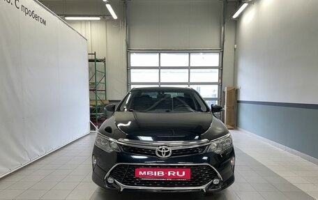 Toyota Camry, 2017 год, 2 700 000 рублей, 2 фотография