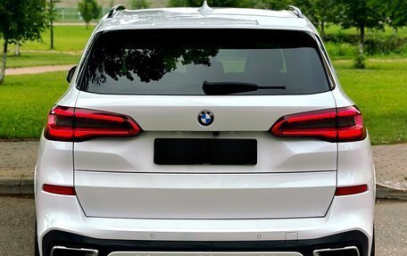BMW X5, 2019 год, 6 190 000 рублей, 2 фотография