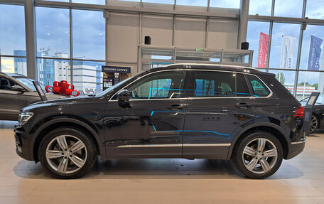 Volkswagen Tiguan II, 2018 год, 3 367 000 рублей, 8 фотография