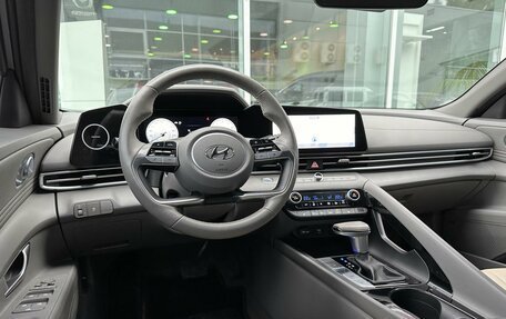 Hyundai Elantra, 2020 год, 2 215 000 рублей, 6 фотография