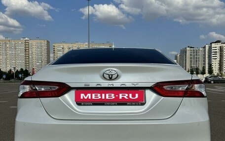 Toyota Camry, 2020 год, 3 450 000 рублей, 6 фотография