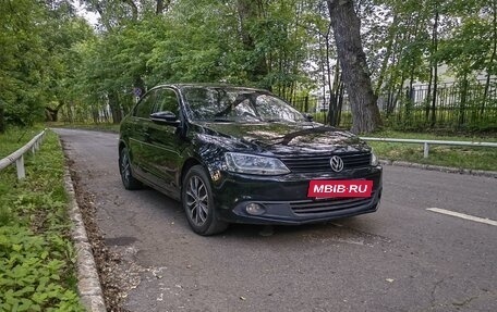 Volkswagen Jetta VI, 2014 год, 1 350 000 рублей, 3 фотография