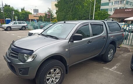 Mitsubishi L200 IV рестайлинг, 2014 год, 1 600 000 рублей, 2 фотография