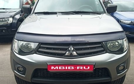 Mitsubishi L200 IV рестайлинг, 2014 год, 1 600 000 рублей, 4 фотография