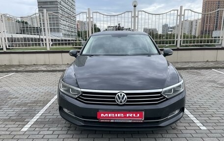 Volkswagen Passat B8 рестайлинг, 2019 год, 2 300 000 рублей, 2 фотография