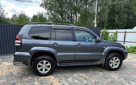 Toyota Land Cruiser Prado 120 рестайлинг, 2007 год, 2 650 000 рублей, 10 фотография