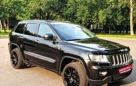 Jeep Grand Cherokee, 2012 год, 2 250 000 рублей, 2 фотография