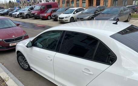 Volkswagen Jetta VI, 2015 год, 879 999 рублей, 8 фотография