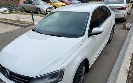 Volkswagen Jetta VI, 2015 год, 879 999 рублей, 12 фотография