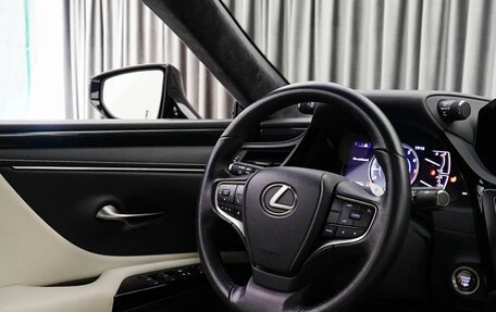 Lexus ES VII, 2021 год, 4 450 000 рублей, 9 фотография